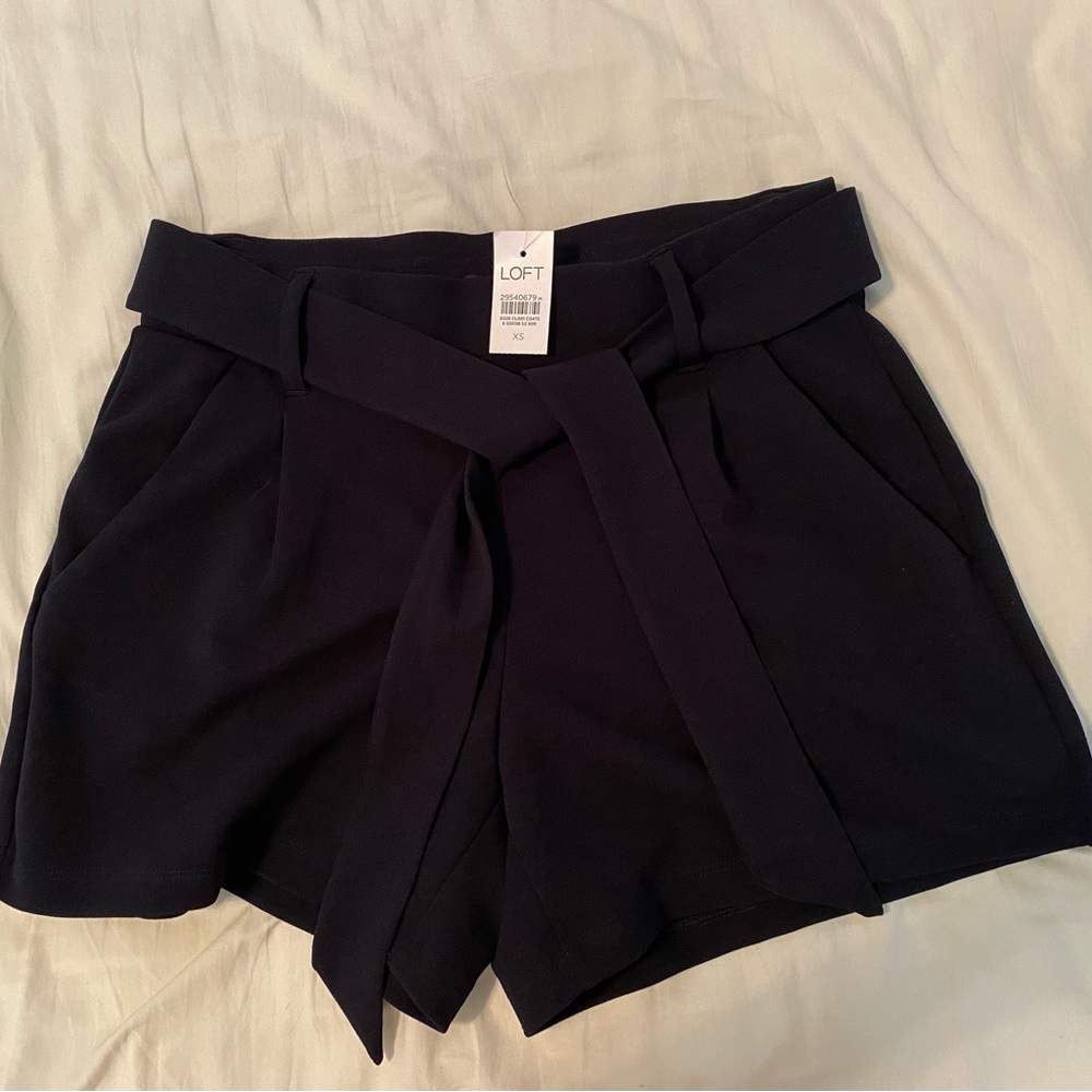 Loft Women’s Black Dressy Shorts